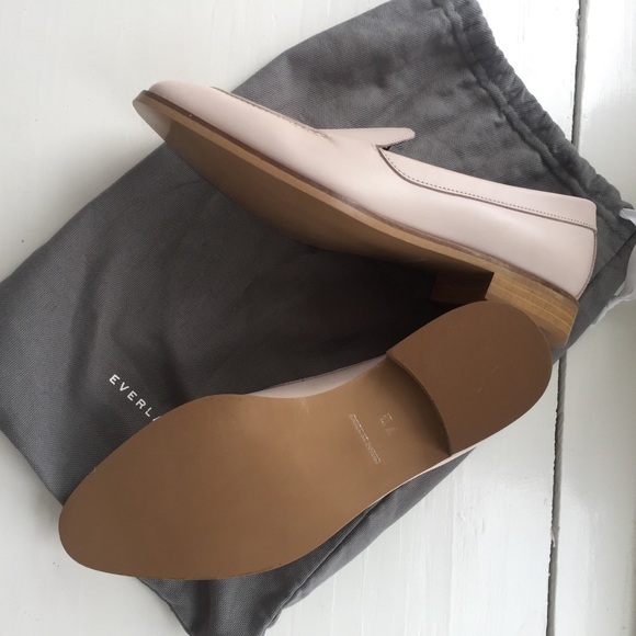 SOLD Pale Pink Everlane Modern Loafer - Picture 2 of 3